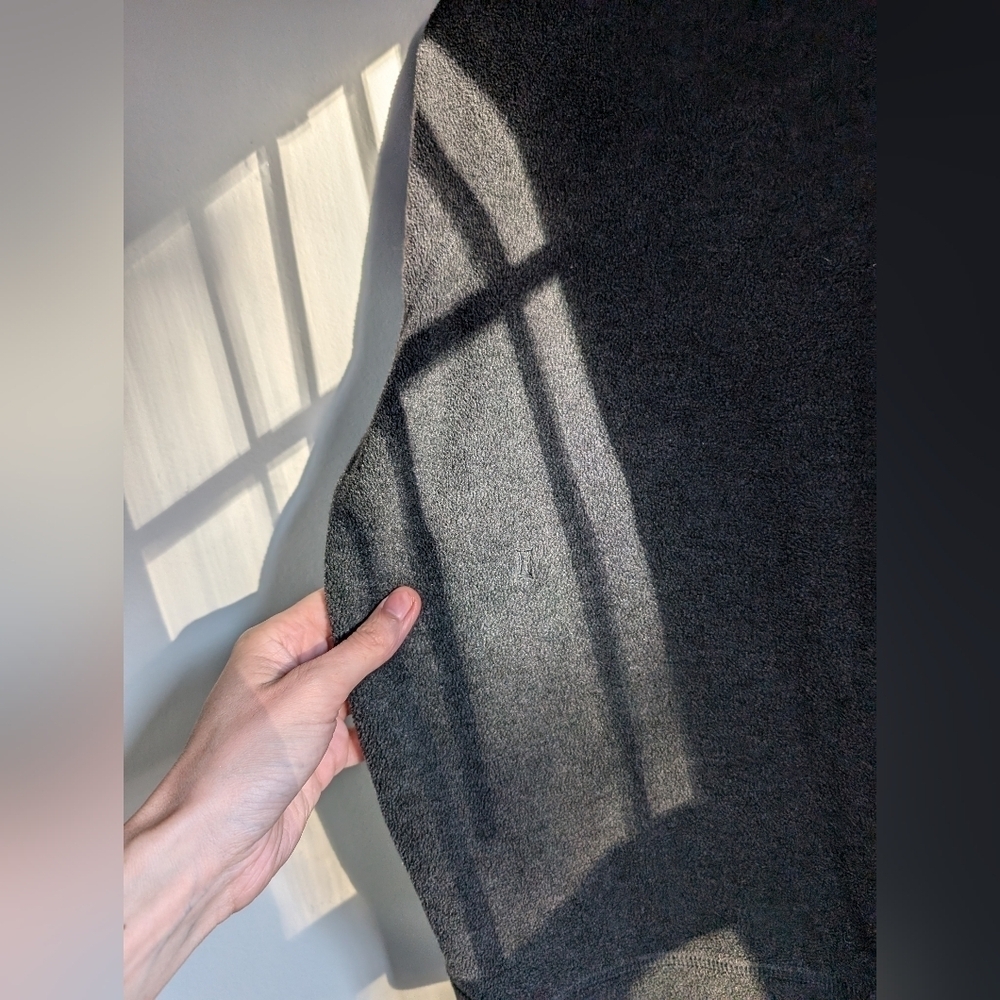 Kit + Ace Fleece Chillout Down Charcoal Grey Pullover Sweater Size Small - Picture 8 of 12